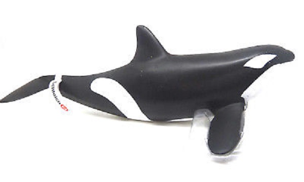 Фигурка Дельфин-косатка, размер 20 х 10 х 7 см.  